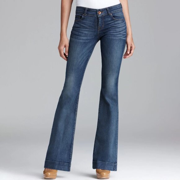 J Brand Low Rise Flare Leg Jeans Lovestory Connected Size 27 - Picture 1 of 11